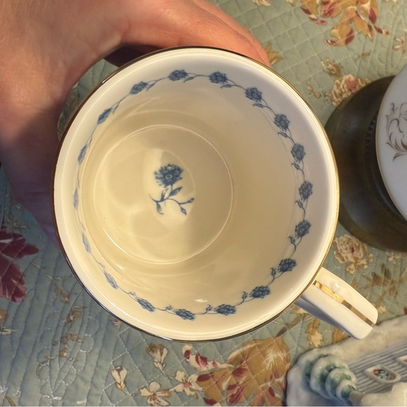 NWT Anthropologie Owl Coffee Tea Mug Nature Table Lou Rota Yellow & Blue Gold - Picture 2 of 6